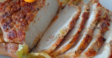 Как приготовить корейку свиную в духовке (куском, без кости)