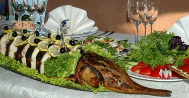 Как запечь осетрину в духовке: пошаговый рецепт с фото