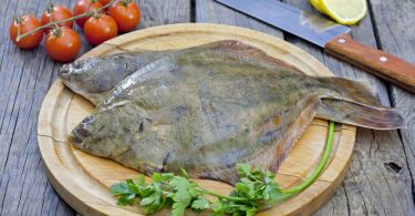 Камбала: рецепты приготовления в духовке (с картошкой, в сметане)