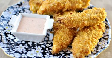 Курица в чипсах в духовке (с сыром)