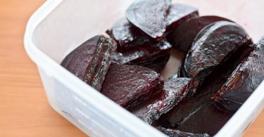 Печеная свекла в духовке для салата