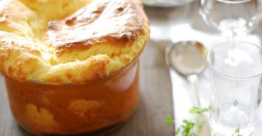 Суфле из куриной грудки в духовке (диетическое, для детей)