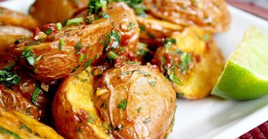 Простые и оригинальные рецепты картофеля в мундире